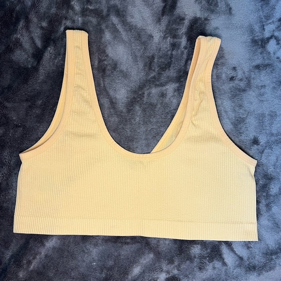 Colsie Orange Ribbed V-Neck Top - Picture 2 of 3